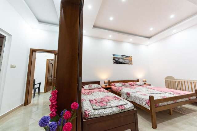 Апартаменты Apartments Villa Egzon Улцинь-34